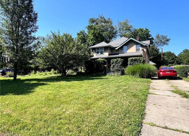 Property at 1568 W Exchange St, Akron, OH 44313, 6 beds, 2 baths