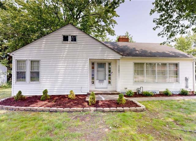 Property at 1107 Brandon Rd, Cleveland Heights, OH 44112, 3 beds, 1.5 baths