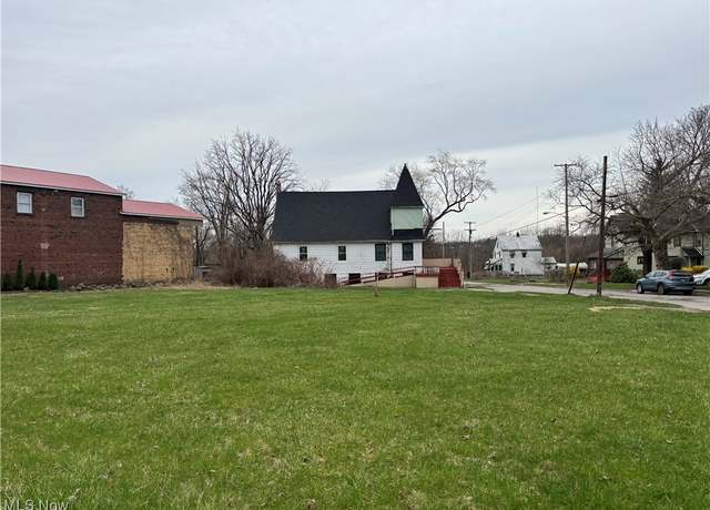 Property at W Wilson Ave, Youngstown, OH 44506