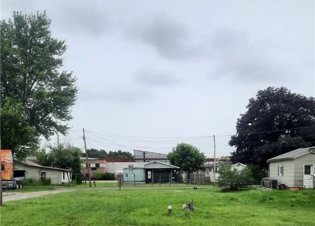 Property at 122 N 9th St, Byesville, OH 43723