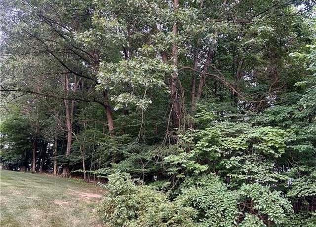 Property at 91 Oneida Trl, Malvern, OH 44644