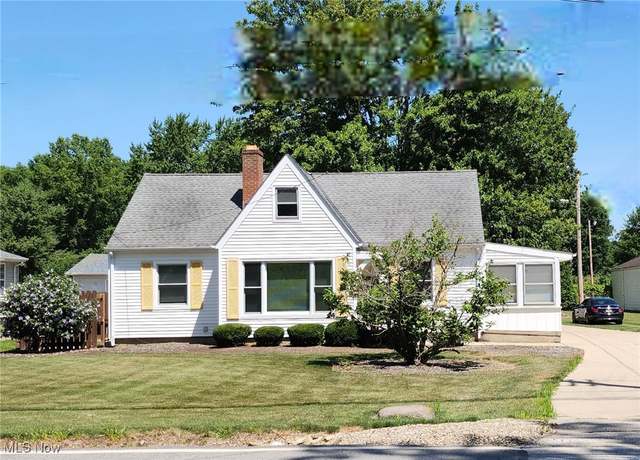 Property at 26898 Schady Rd, Olmsted Twp, OH 44138, 2 beds, 1 bath