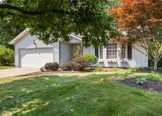 Property at 4276 Ford Ln, Vermilion, OH 44089, 2 beds, 2 baths