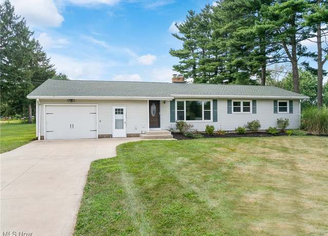 Property at 5354 Arlington Rd, North Canton, OH 44720, 3 beds, 2 baths