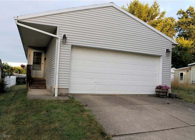 Property at 991 Nevin St, Akron, OH 44310, 3 beds, 2 baths