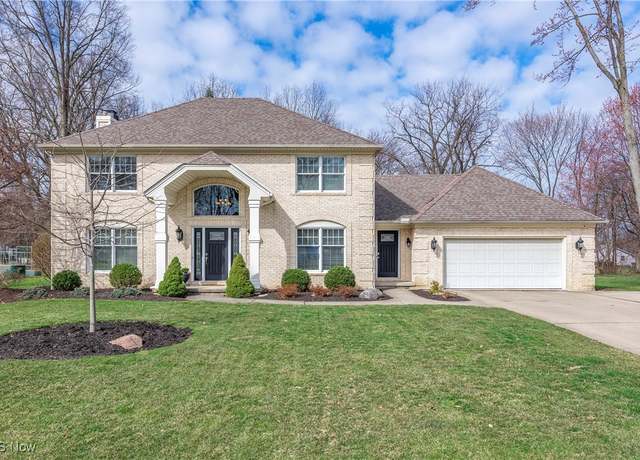 Property at 2138 Clifton Way, Avon, OH 44011, 4 beds, 2.5 baths