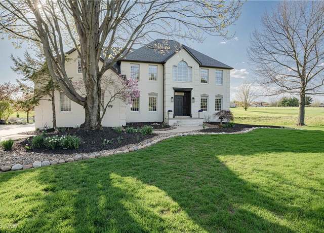 Property at 3340 Woodling Way, Medina, OH 44256, 5 beds, 3.5 baths