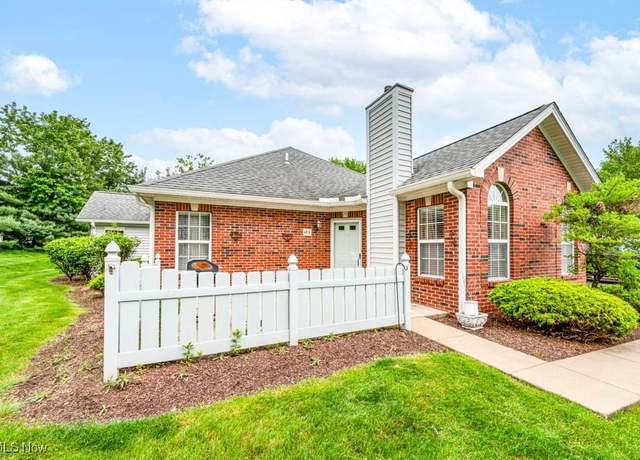 Property at 41 Newton Square Dr #2, Canfield, OH 44406, 2 beds, 2 baths