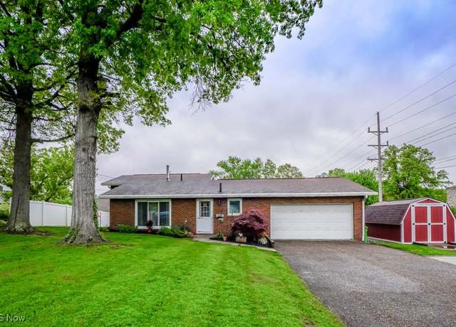 Property at 835 6th St NE, North Canton, OH 44720, 3 beds, 2 baths