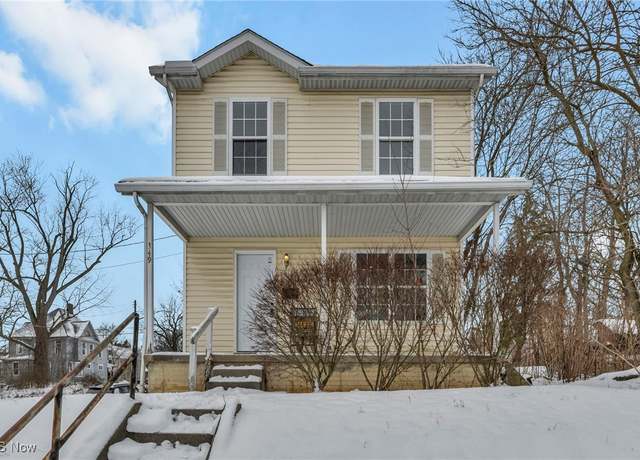 Property at 349 S Liberty Ave, Alliance, OH 44601, 3 beds, 1.5 baths