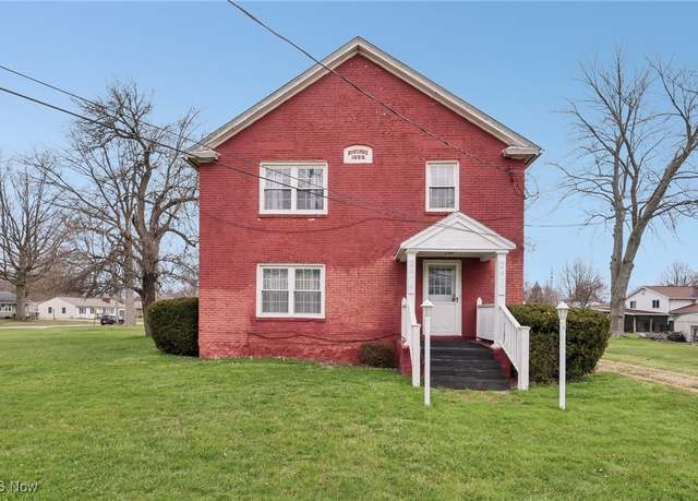 Property at 2419 Carpenter Rd, Ashtabula, OH 44004, 4 beds, 2 baths