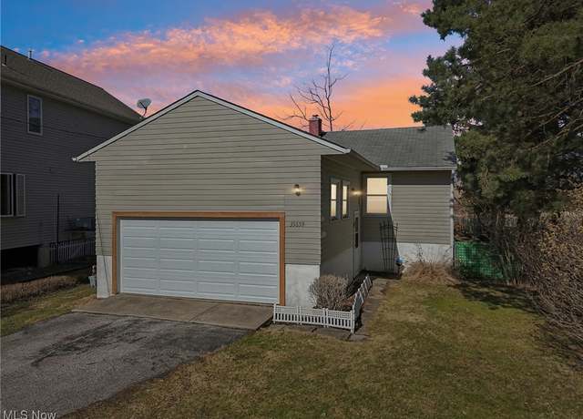 Property at 35659 W Island Dr, Eastlake, OH 44095, 2 beds, 1 bath