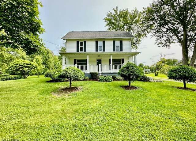 Property at 184 W Jefferson St, Jefferson, OH 44047, 4 beds, 3 baths