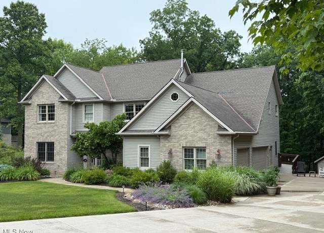 Property at 2525 Nadine Cir, Hinckley, OH 44233, 5 beds, 5 baths