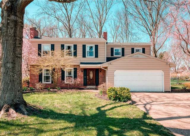 Property at 702 N Revere Rd, Akron, OH 44333, 4 beds, 2.5 baths