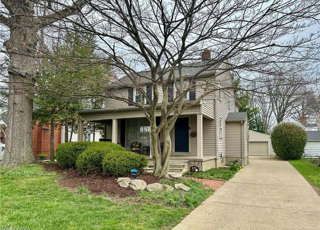 Property at 835 John St, Niles, OH 44446, 3 beds, 1.5 baths