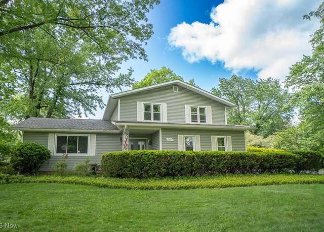 Property at 280 N Revere Rd, Fairlawn, OH 44333, 4 beds, 2.5 baths