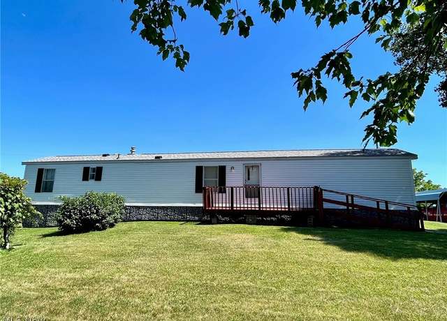 Property at 909 Kings Ridge Rd, St Marys, WV 26170, 3 beds, 1 bath