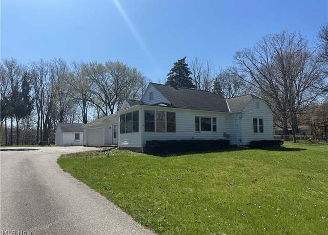 Property at 1751 W Jackson St, Painesville, OH 44077, 3 beds, 2 baths