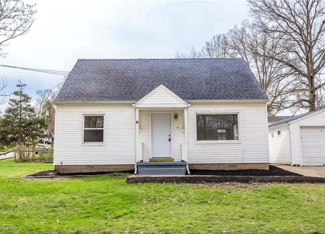 Property at 712 Morningview Ave, Akron, OH 44305, 3 beds, 1 bath