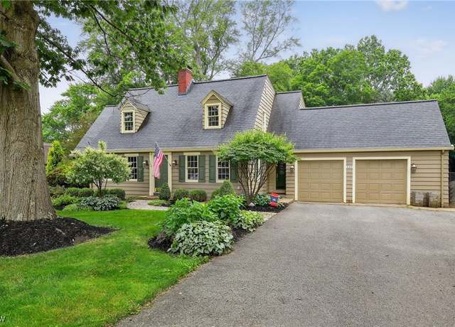 Property at 335 N Union Ave, Salem, OH 44460, 5 beds, 2.5 baths
