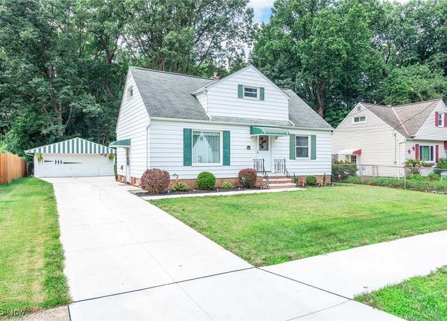 Property at 6258 Anita Dr, Parma Heights, OH 44130, 3 beds, 2 baths