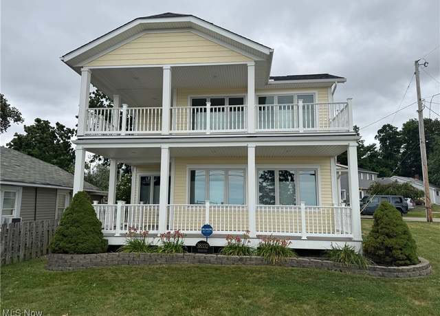 Property at 38332 N Beachview Rd, Willoughby, OH 44094, 3 beds, 2.5 baths