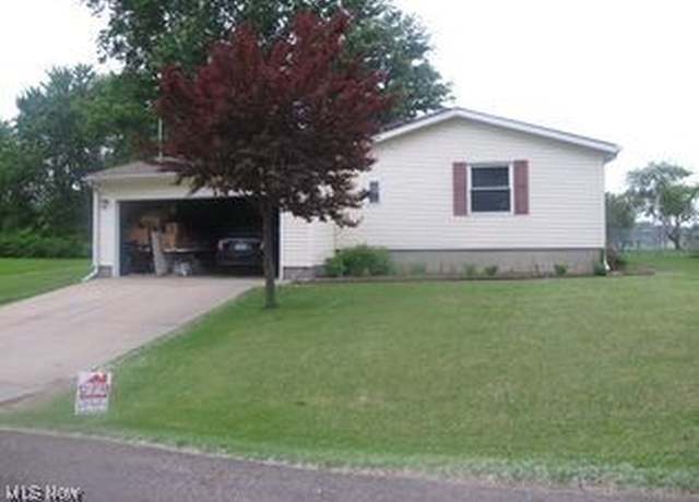 Property at 9 Sunset Dr, Lagrange, OH 44050, 3 beds, 2 baths