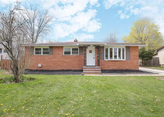 Property at 6544 Nancy Dr, North Olmsted, OH 44070, 3 beds, 2 baths