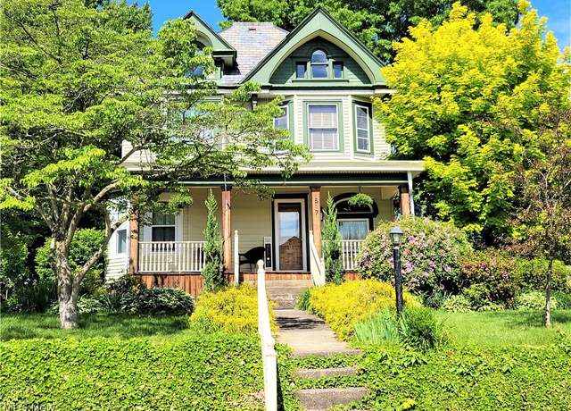 Property at 517 N 10th St, Cambridge, OH 43725, 5 beds, 2 baths