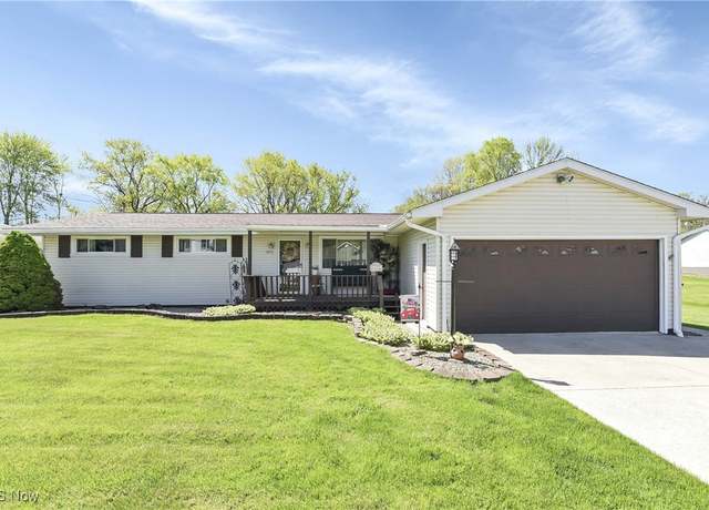 Property at 3802 Walters Dr, Brunswick, OH 44212, 3 beds, 2 baths
