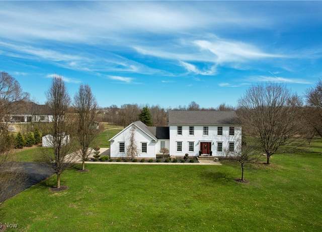 Property at 7285 S Raccoon Rd, Canfield, OH 44406, 4 beds, 3 baths