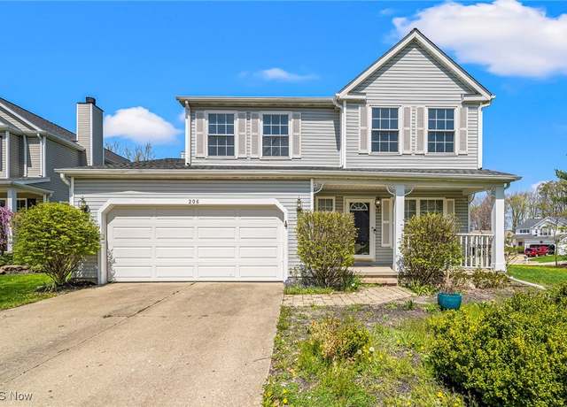 Property at 206 Woodbridge Ln, Chardon, OH 44024, 3 beds, 2.5 baths