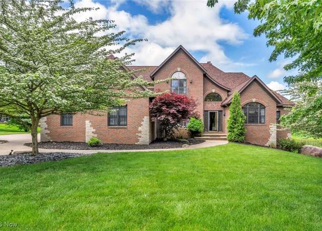 Property at 8584 Soames Ct NW, Massillon, OH 44646, 5 beds, 3.5 baths