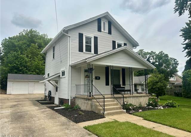 Property at 935 Lilly Rd, Alliance, OH 44601, 2 beds, 2 baths