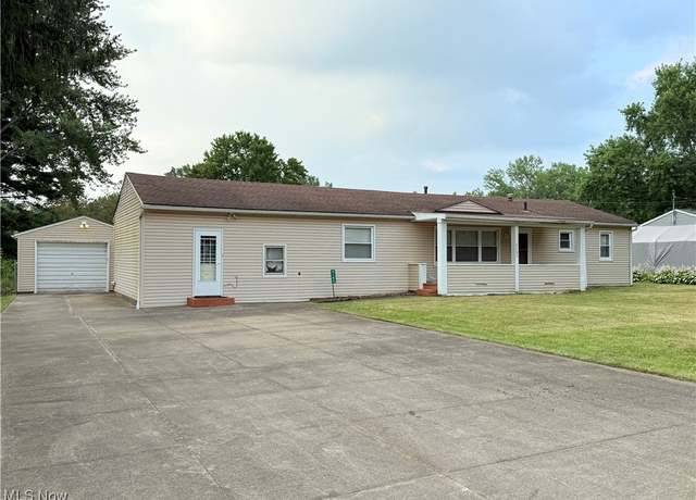 Property at 4185 Tapper Rd, Norton, OH 44203, 4 beds, 1 bath