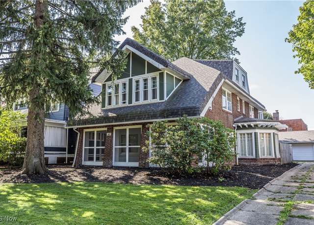 Property at 146 Conger Ave, Akron, OH 44303, 4 beds, 2.5 baths