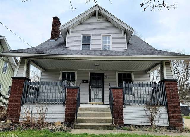 Property at 621 Noah Ave, Akron, OH 44320, 3 beds, 1.5 baths
