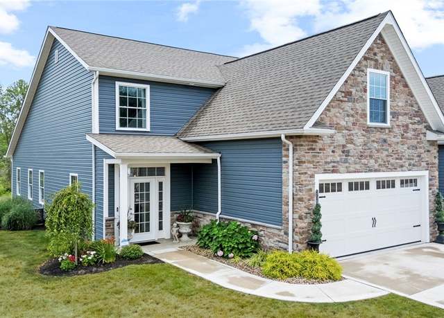 Property at 3560 Red Tail Cir NW, Canton, OH 44708, 3 beds, 2.5 baths
