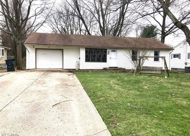 Property at 159 W Good Ave, Wadsworth, OH 44281, 3 beds, 1 bath