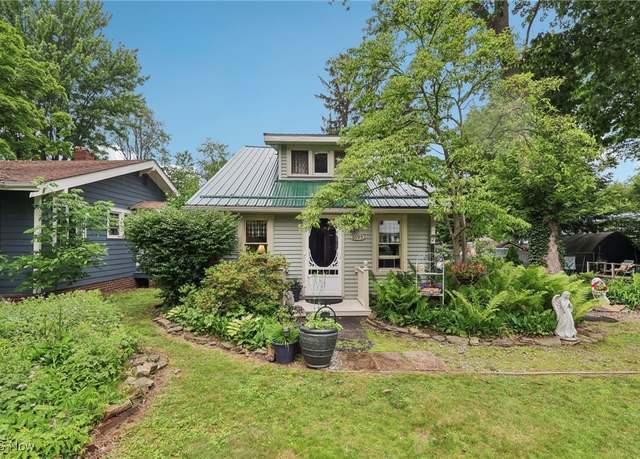 Property at 6195 Selkirk Dr, Madison, OH 44057, 2 beds, 1 bath