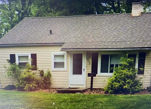 Property at 932 Cree Ave, Akron, OH 44305, 3 beds, 1 bath