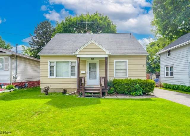 Property at 807 Ranney St, Akron, OH 44310, 4 beds, 1 bath