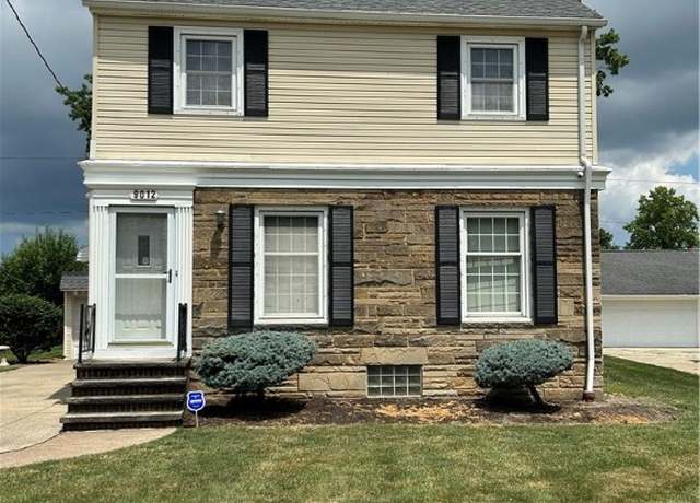 Property at 9012 W Moreland Rd, Parma, OH 44129, 4 beds, 1.5 baths