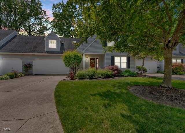 Property at 30 Dover Place Ln, Northfield, OH 44067, 3 beds, 2.5 baths