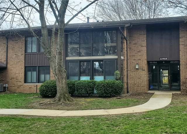 Property at 22968 Maple Ridge Rd #203, North Olmsted, OH 44070, 2 beds, 2 baths