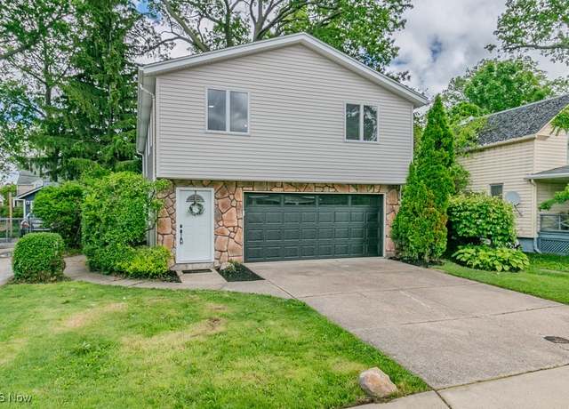 Property at 14920 Lanning Ave, Lakewood, OH 44107, 3 beds, 2 baths