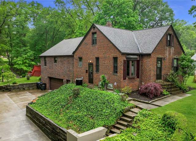 Property at 5016 E Pleasant Valley Rd, Independence, OH 44131, 3 beds, 2 baths
