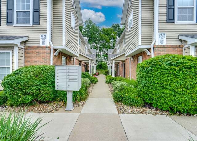 Property at 3375 Lenox Village Dr #254, Fairlawn, OH 44333, 3 beds, 2 baths