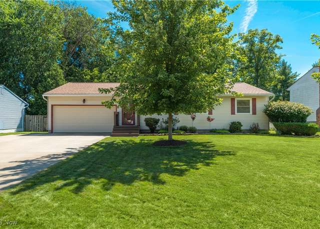 Property at 1669 Scarborough Dr, Brunswick, OH 44212, 3 beds, 1 bath